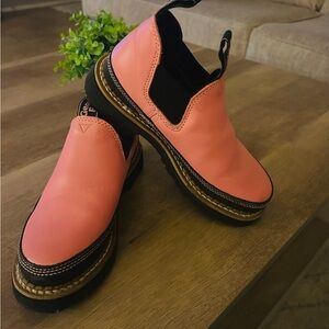 Stylish Pink Slip-On Women's Georgia Boots